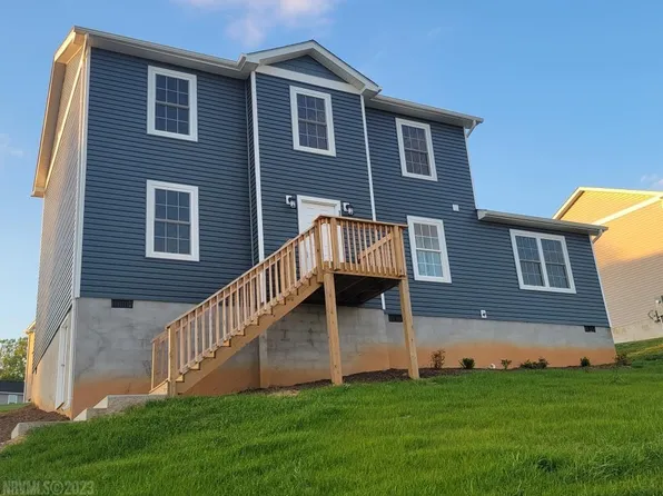 158 Prairie View Ln, Pembroke, VA 24136