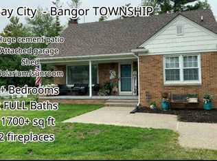 4730 Richardson Dr, Bay City, MI 48706