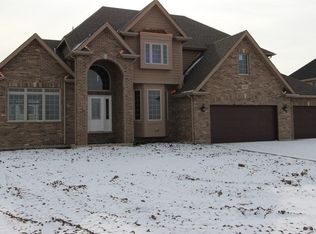 4620 Chinaberry Ln, Naperville, IL 60564