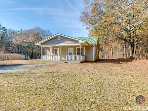 184 Ivywood Drive, Hull, GA 30646