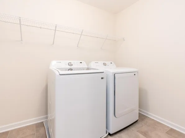 205 Whitetail Trl, Johnstown, OH 43031