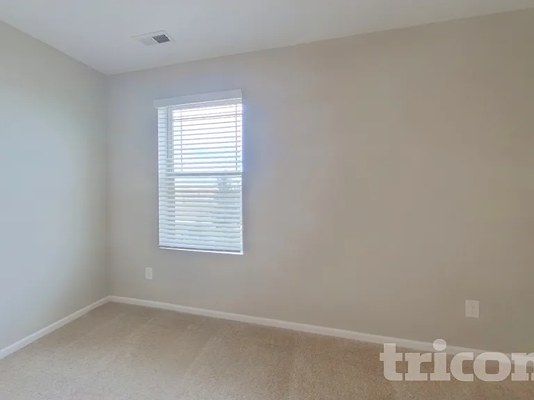 26792 E Byers Ave — Photo 14