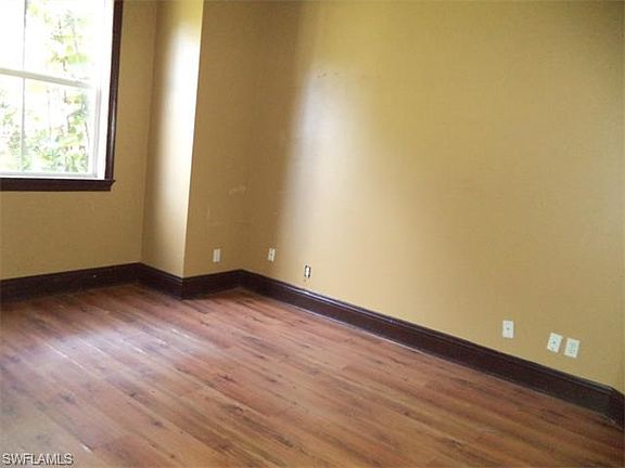4th image of 4160 Orange River Loop Rd