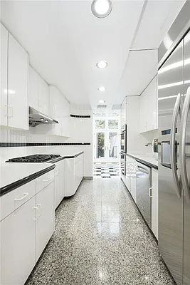 Rented by Avian Village Realty | media 13