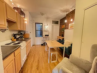 Rented by Best Apartments North Inc