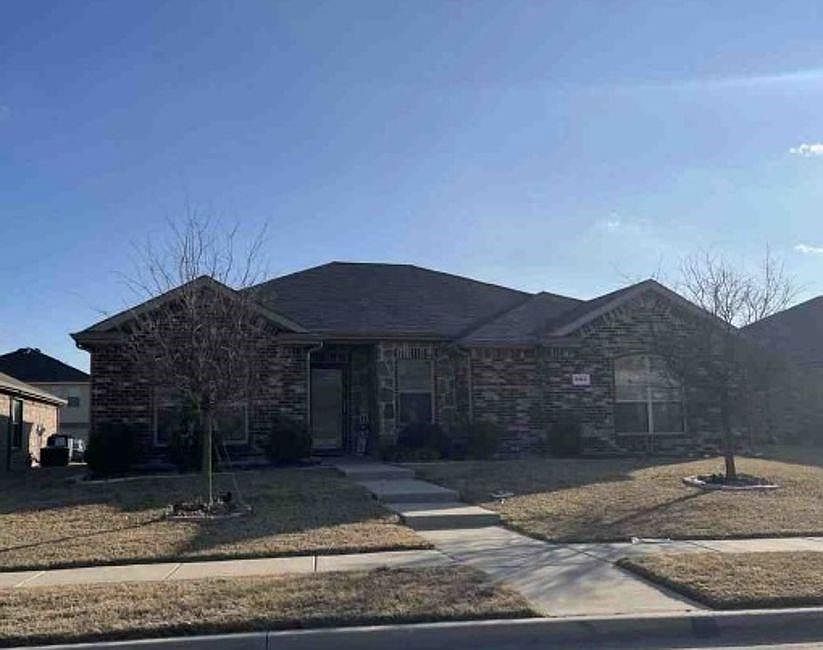 1st image of 2314 Bonnywood Dr