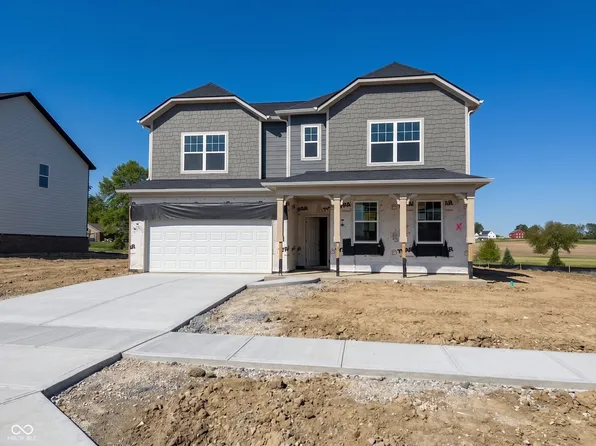 2401 Zion Trl, Greenwood, IN 46143