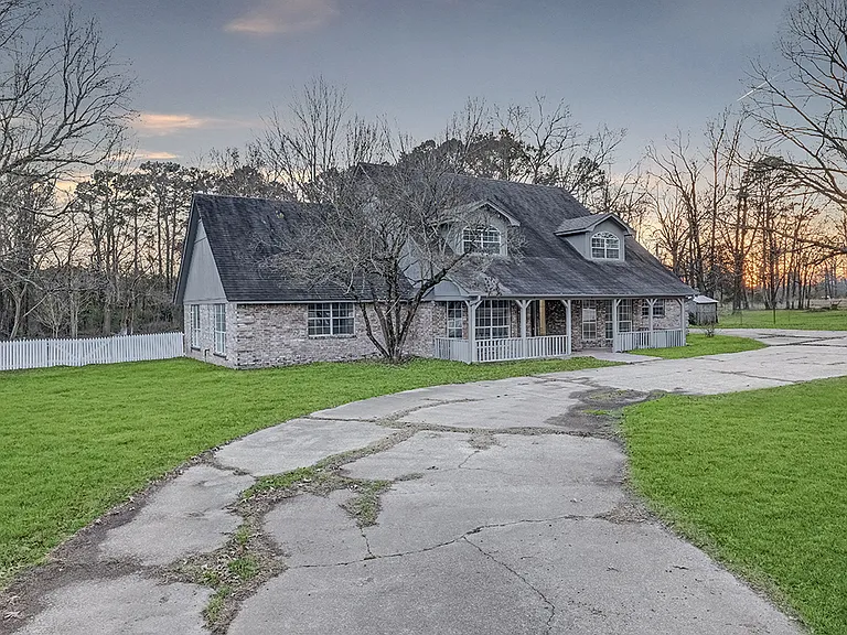 2607 Lonnie Ln — Photo 46