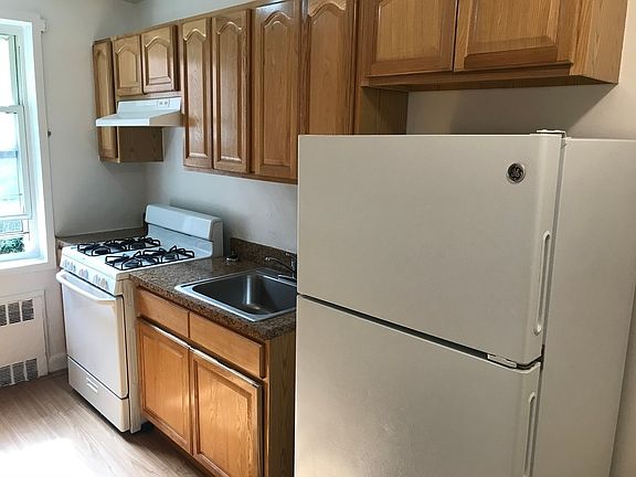 3rd image of 120-11 Hillside Ave #2J