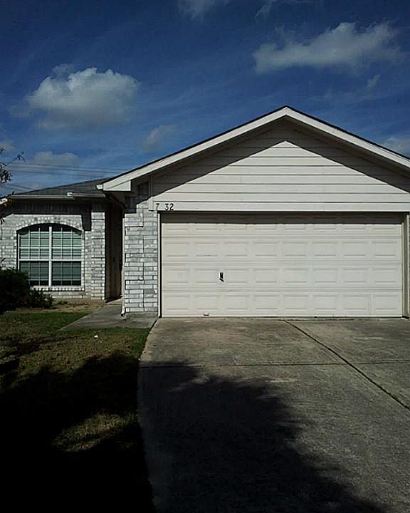 1st image of 7632 Goudin Dr