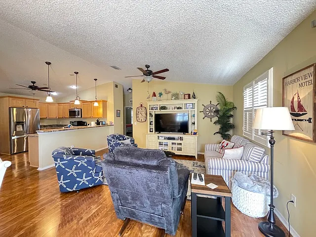 2685 Craven Way — Photo 4
