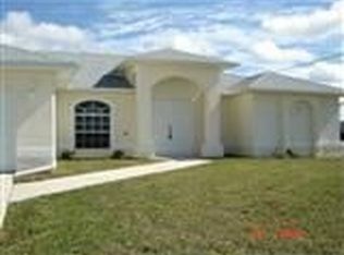 1117 Nelson Rd N, Cape Coral, FL 33993