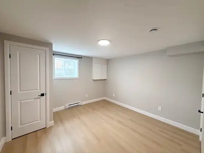 676 Collins Bay Rd #2 — Photo 8