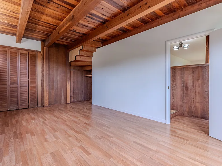 463 Talbot Ave — Photo 17