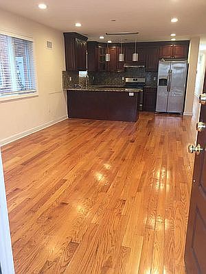3rd image of 1522 Murray St #1