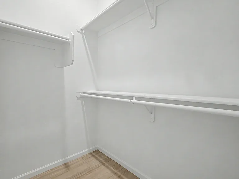 208 S Montgomery Pl — Photo 15