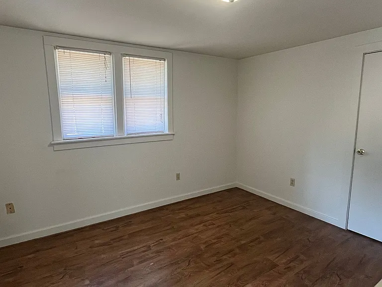 321 S Main St — Photo 5