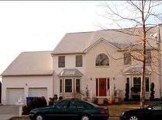 14 Marissa Ct, Piscataway, NJ 08854