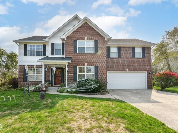 1229 Luce Creek Cir, Greenwood, IN 46142