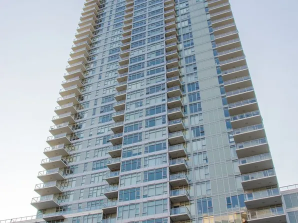588 Bell St, Seattle, WA