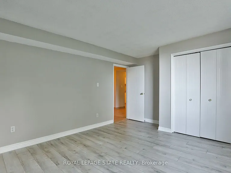 400 York Blvd #208 — Photo 17