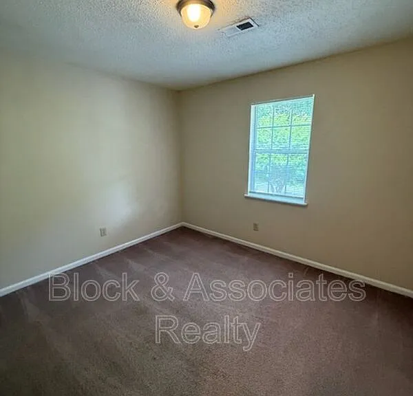 117 Reece Ct #H — Photo 3