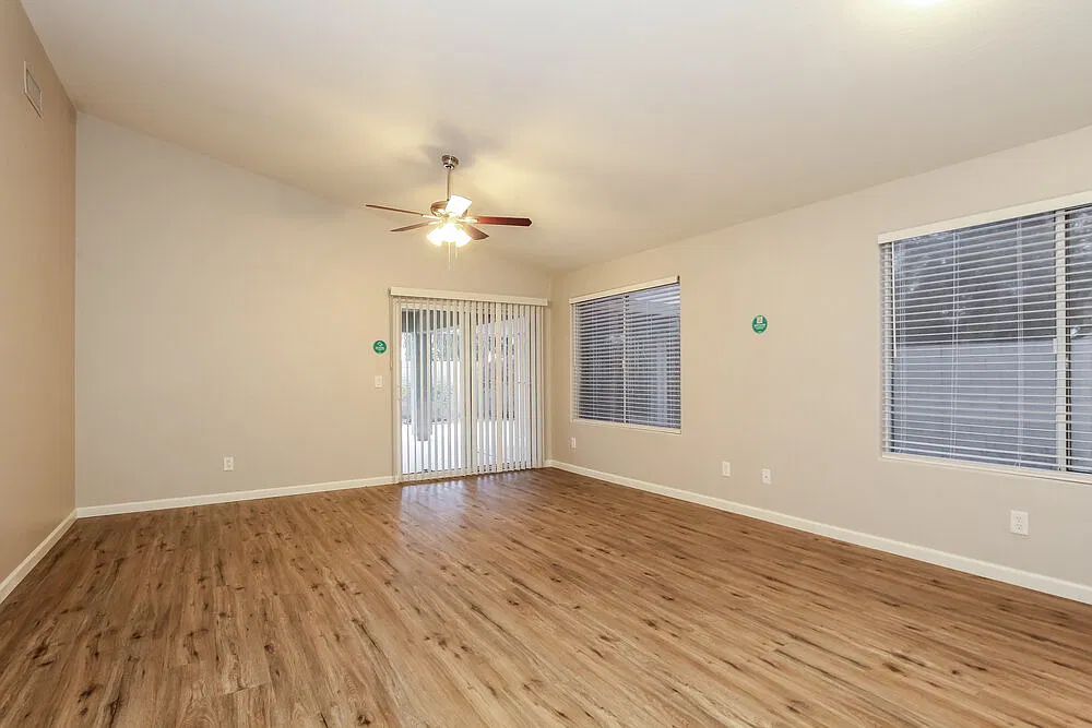 3 bed, 2.0 bath, 1546 sqft, $2,195 — Photo 4
