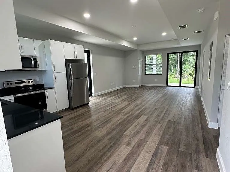 134 Viewpoint Dr — Photo 2