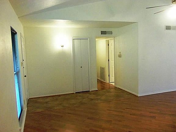 5th image of 1817 Brazoria Dr