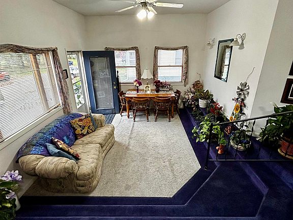 4th image of 211 Belsley St