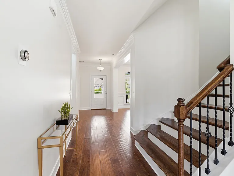101 Corbin Ct — Photo 11