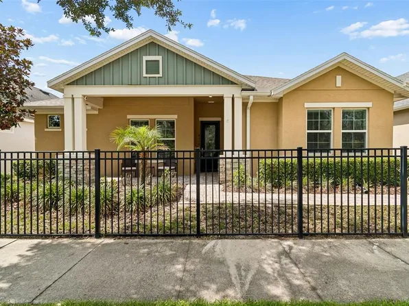 6112 Watercolor Dr, Lithia, FL 33547