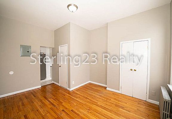 4th image of 23-35 31st St #2F