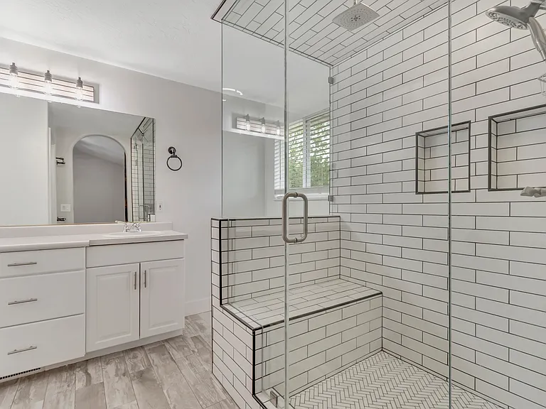 2154 E Wasatch Blvd — Photo 47