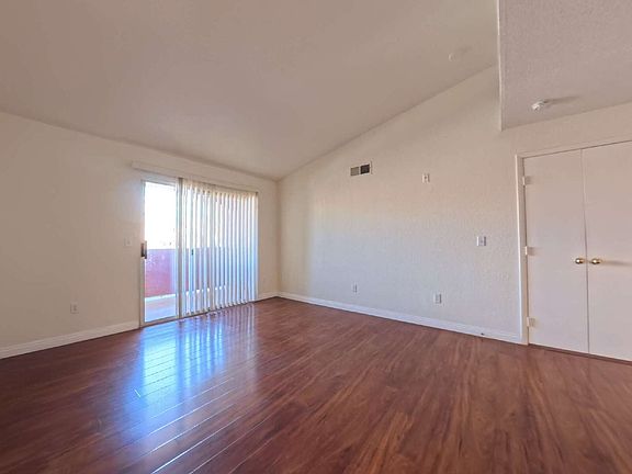 4th image of 8101 W Flamingo Rd Unit 2013