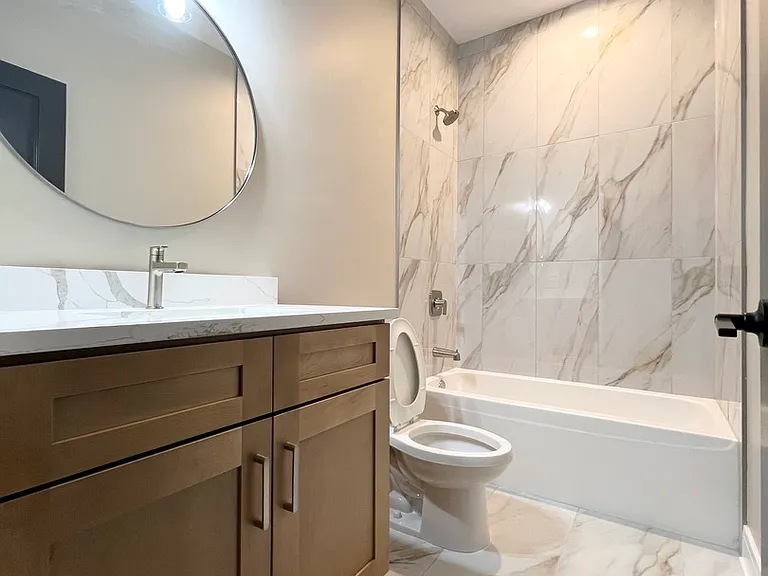 4934 S Champlain Ave #3 — Photo 8