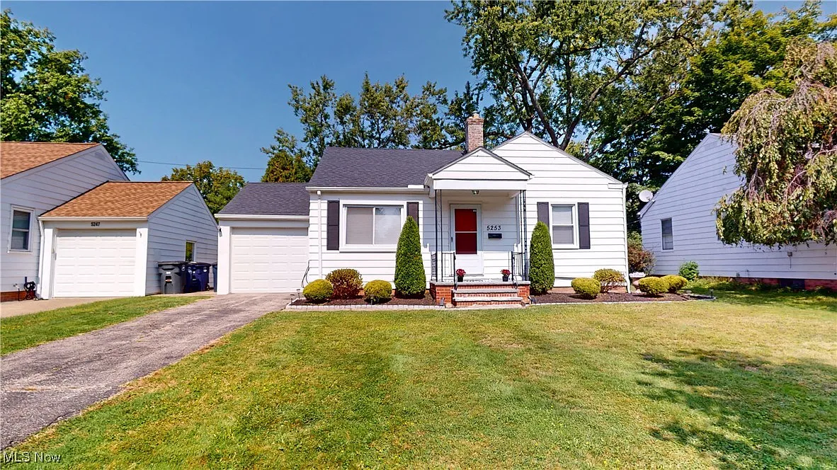 5253 Bridgewater Rd photo 1