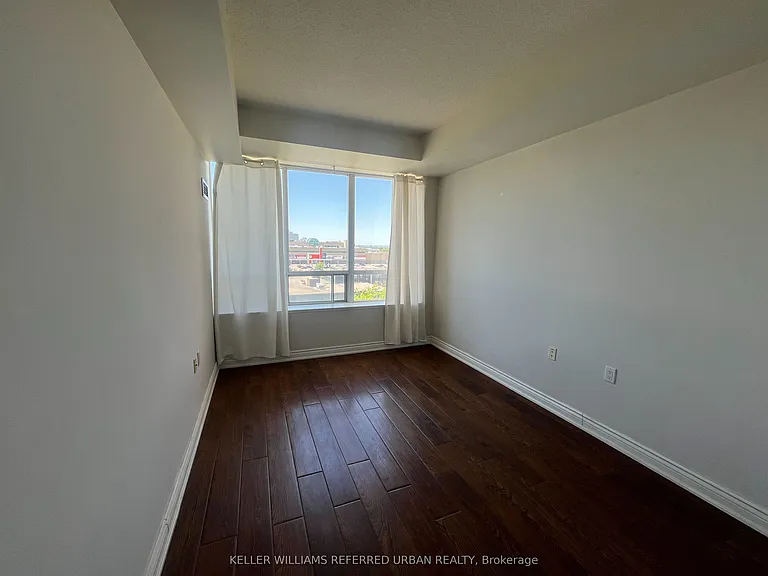 650 Lawrence Ave W #813 — Photo 10