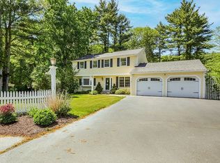20 Knollwood Rd, Medfield, MA 02052