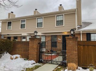 40014 Crosswinds Dr #1, Novi, MI 48375