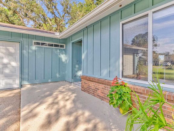 2nd image of 2558 Amberjack Ct