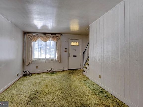 4th image of 2202 Dukeland St