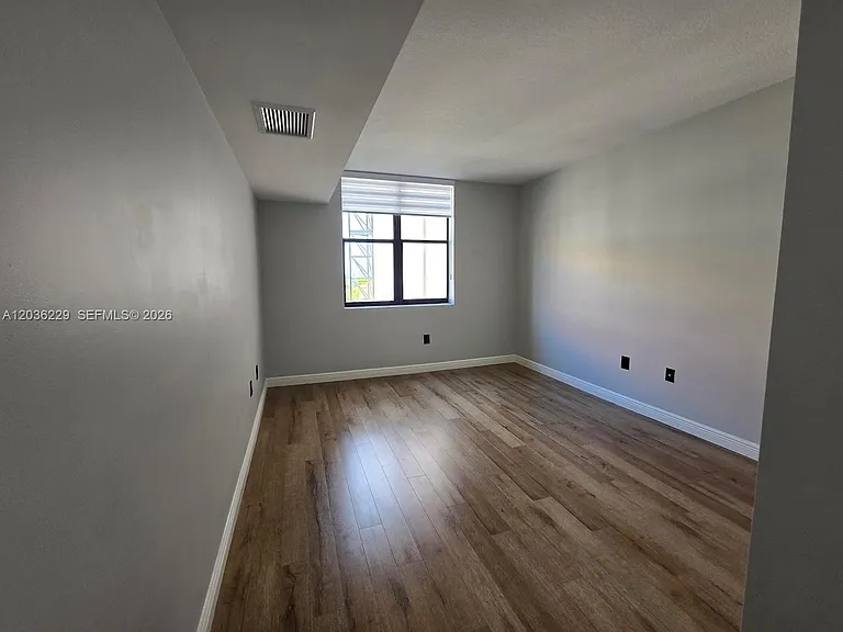888 S Douglas Rd #605 — Photo 16