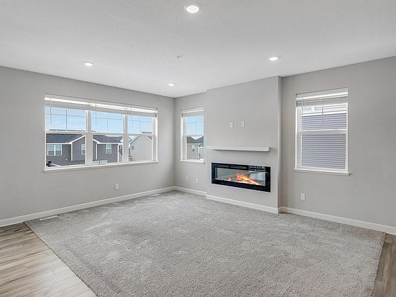 5th image of 451 Murray Hill Way