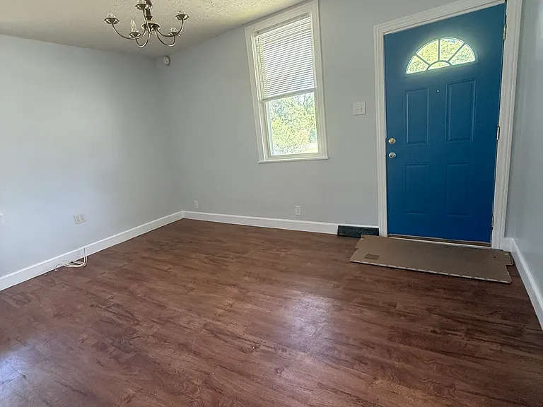 8684 Aitken Ave — Photo 9
