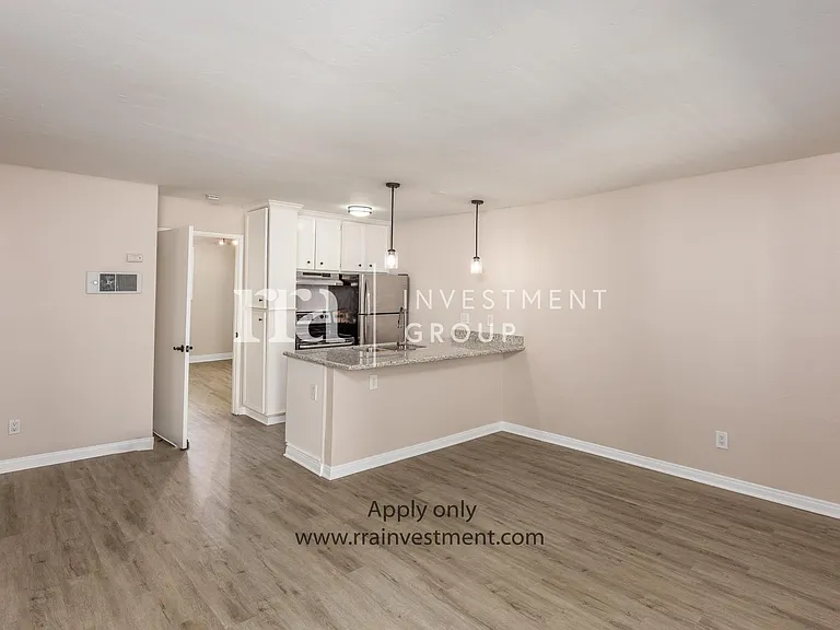 2411 Adams Ave #23 — Photo 4