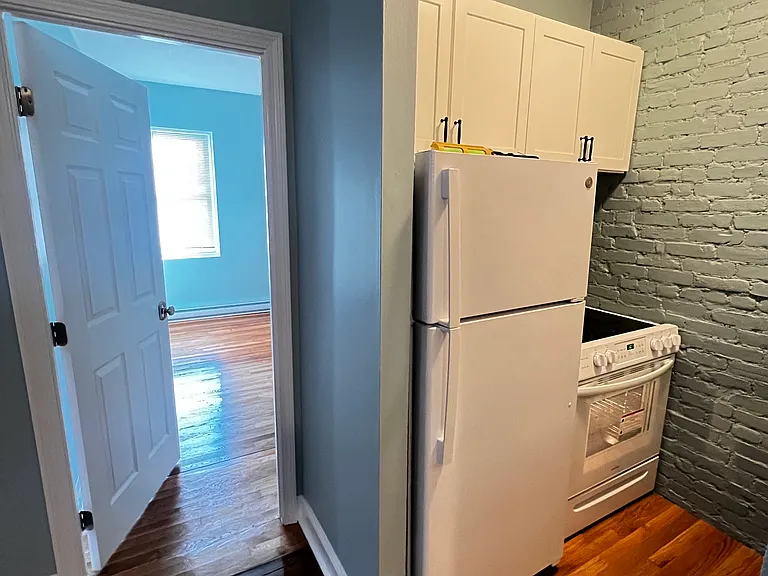 892 Huntington Ave #4 — Photo 13