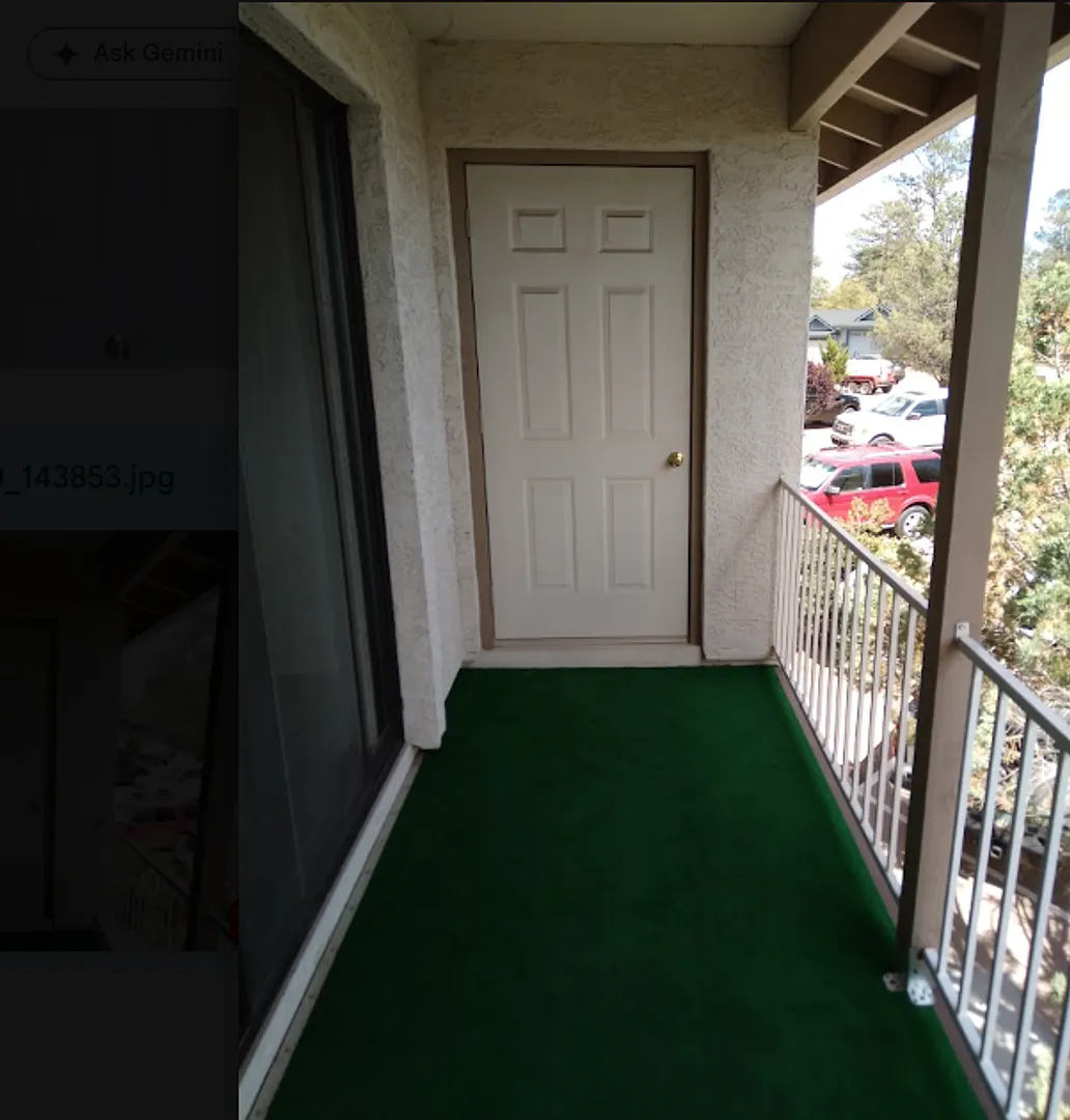 2 Bed / 1 Bath Townhome — Photo 4