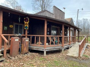 17006 Bish Rd, Saegertown, PA 16433