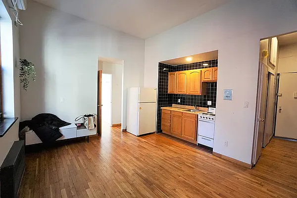 Rented by Best Apartments North Inc | media 15